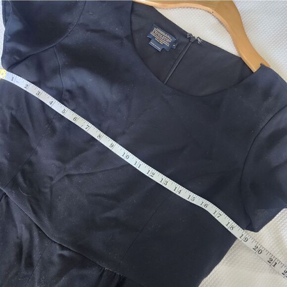 Pendleton fit and flare midi dress lined short sleeve - Picture 10 of 10